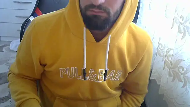 Snapshot of crazybaby5461 chatting on 11-01-25, 09:11 crazybaby5461 online show from 11-01-25, 09:11