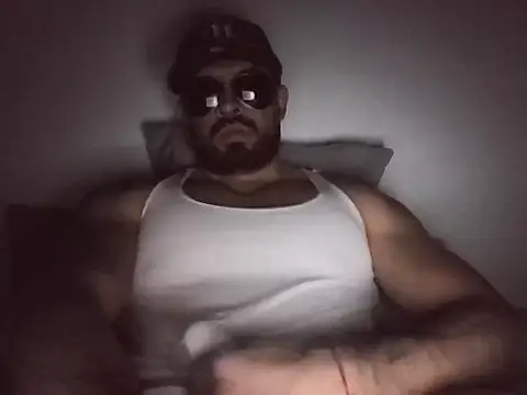 marcus002001 online show from 04-17-26, 05:10