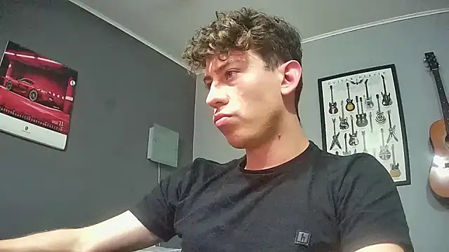 Snapshot of saint_not chatting on 03-08-25, 12:55 saint not online show from 03-08-25, 12:55