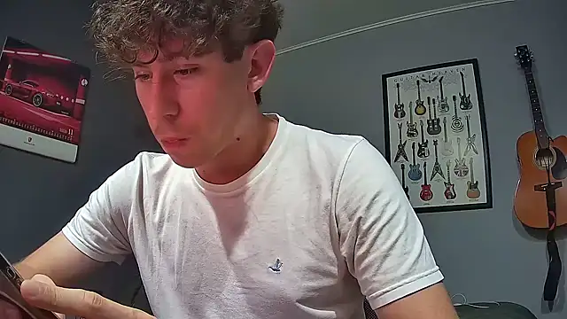 Snapshot of saint_not chatting on 10-12-25, 02:32 saint not online show from 10-12-25, 02:32