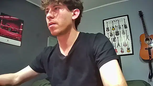 Snapshot of saint_not chatting on 10-23-25, 03:28 saint not online show from 10-23-25, 03:28