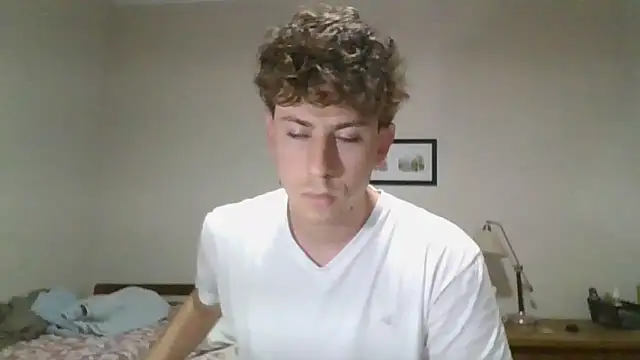 Snapshot of saint_not chatting on 11-19-25, 09:37 saint not online show from 11-19-25, 09:37