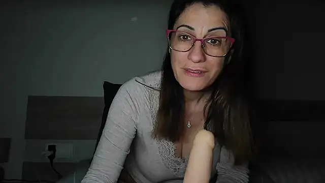 Sanada hot online show from 01-10-26, 06:48