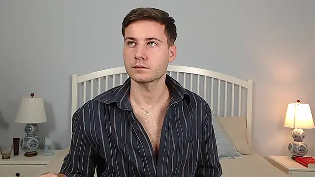 Snapshot of JustinMorrisX chatting on 10-02-25, 02:13 JustinMorrisX online show from 10-02-25, 02:13