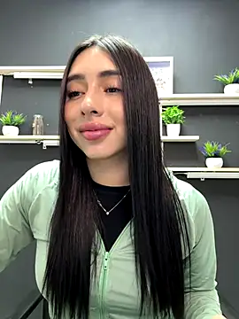 isabella jade online show from 11-18-25, 01:04