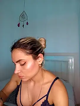 ASHLEY BLAIR online show from 12-31-24, 10:45