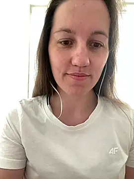 Snapshot of Nicole-Ray chatting on 06-07-26, 07:23 Nicole-Ray online show from 06-07-26, 07:23