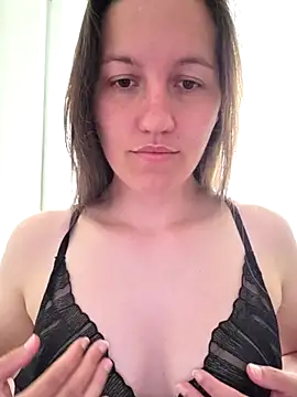 Snapshot of Nicole-Ray chatting on 06-16-26, 08:50 Nicole-Ray online show from 06-16-26, 08:50