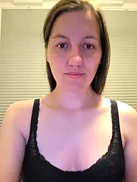 Snapshot of Nicole-Ray chatting on 07-15-26, 10:26 Nicole-Ray online show from 07-15-26, 10:26