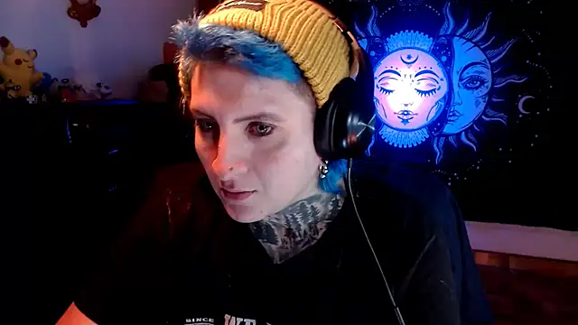 Marieblueeyes online show from 02-21-25, 04:51