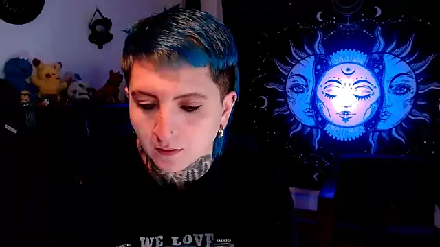 Marieblueeyes online show from 03-11-25, 09:37