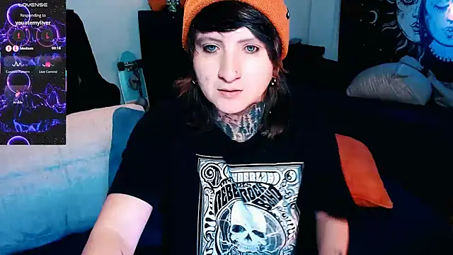 Marieblueeyes online show from 09-10-25, 02:44