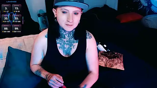 Marieblueeyes online show from 09-24-25, 02:15