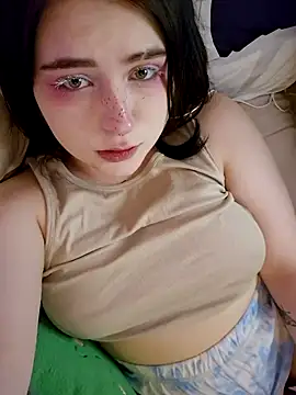 Yammy Yumi online show from 01-12-25, 06:49