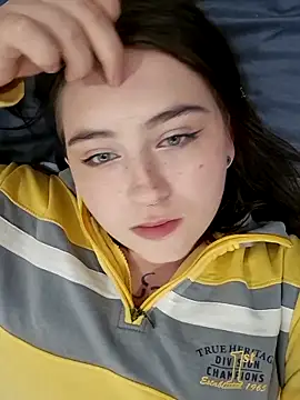 Yammy Yumi online show from 11-09-25, 08:51