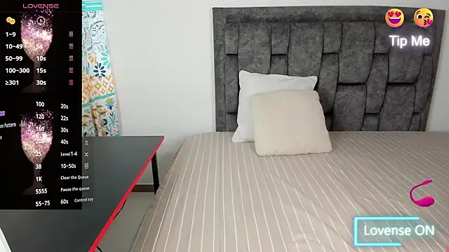 Snapshot of lucia_s1 chatting on 12-02-25, 09:54 lucia s1 online show from 12-02-25, 09:54