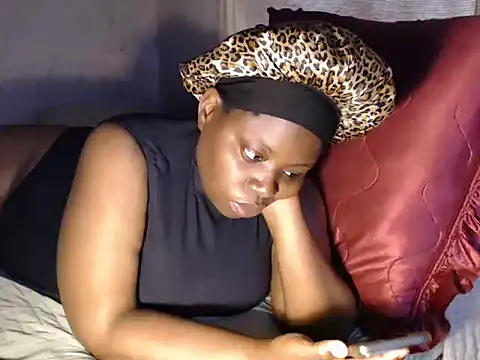 Snapshot of devine_TATAS chatting on 10-07-25, 02:47 devine TATAS online show from 10-07-25, 02:47