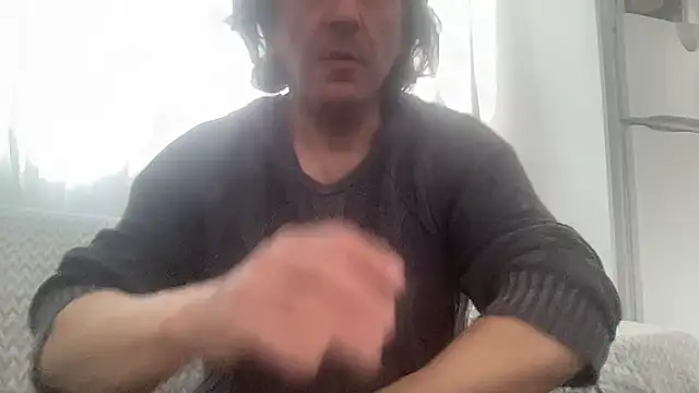 Snapshot of ALPHANDRE chatting on 03-07-25, 06:57 ALPHANDRE online show from 03-07-25, 06:57