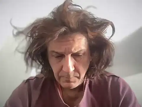 Snapshot of ALPHANDRE chatting on 10-09-25, 06:55 ALPHANDRE online show from 10-09-25, 06:55