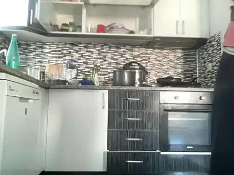 Snapshot of ALPHANDRE chatting on 11-04-25, 06:23 ALPHANDRE online show from 11-04-25, 06:23