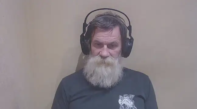 Snapshot of AlexNudo chatting on 12-26-24, 12:05 AlexNudo online show from 12-26-24, 12:05