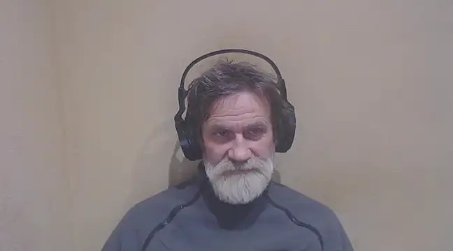 Snapshot of AlexNudo chatting on 01-09-25, 05:00 AlexNudo online show from 01-09-25, 05:00