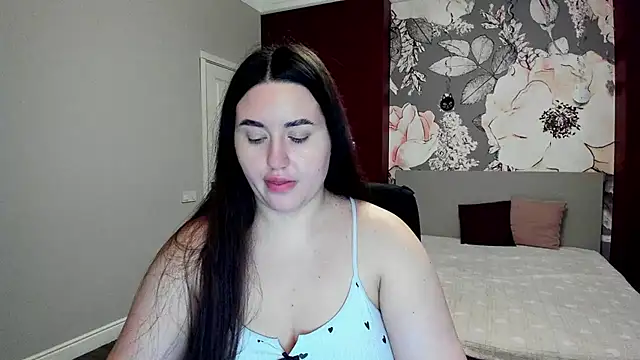 Roxie Bradley online show from 02-13-26, 06:31