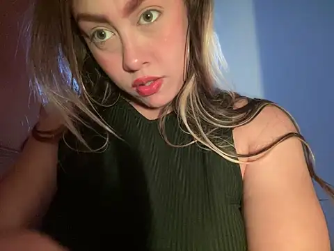 Im sophiie online show from 12-10-24, 08:40