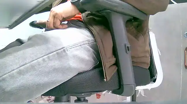 Snapshot of kavipanty chatting on 01-16-25, 10:42 kavipanty online show from 01-16-25, 10:42