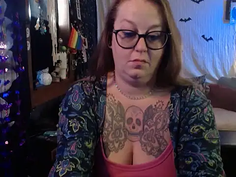 edgexchaos online show from 10-28-25, 01:14