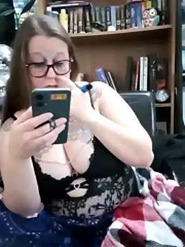 edgexchaos online show from 11-30-25, 01:20