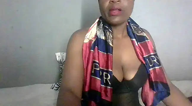 Snapshot of BeejayLoverxx chatting on 01-26-25, 07:52 BeejayLoverxx online show from 01-26-25, 07:52