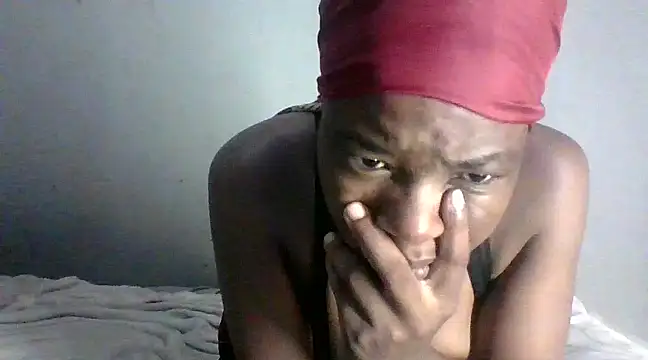 Snapshot of BeejayLoverxx chatting on 02-05-25, 03:23 BeejayLoverxx online show from 02-05-25, 03:23