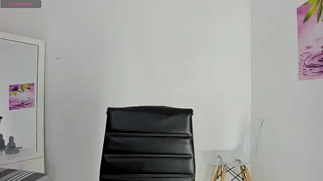 Snapshot of AlmaSean chatting on 02-13-25, 06:59 AlmaSean online show from 02-13-25, 06:59