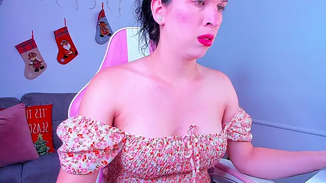 Snapshot of Ariana_f chatting on 11-28-25, 05:04 Ariana f online show from 11-28-25, 05:04