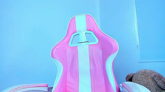 Snapshot of Ariana_f chatting on 02-23-26, 08:17 Ariana f online show from 02-23-26, 08:17