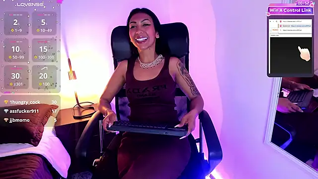 Snapshot of Tracy_lambo chatting on 01-14-25, 10:27 Tracy lambo online show from 01-14-25, 10:27