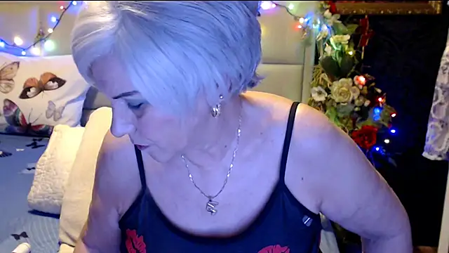 HappyWomanOn online show from 01-14-25, 10:06