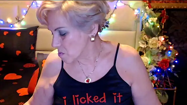 HappyWomanOn online show from 01-28-25, 07:21