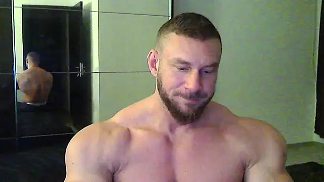 muscularkevin online show from 12-18-25, 04:29