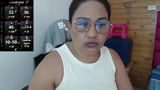 Katha Marck online show from 11-21-25, 04:16