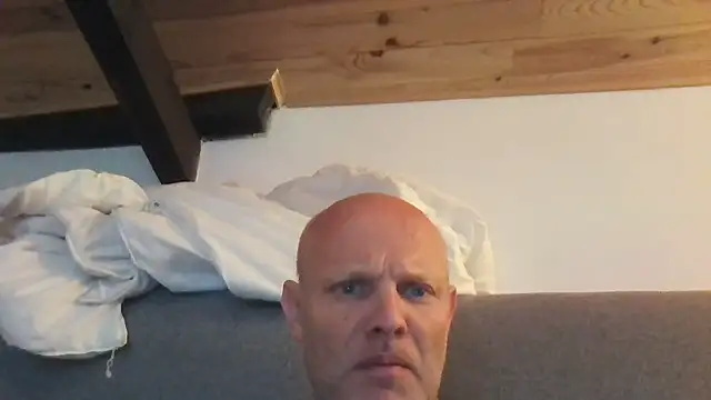 davigochi77bcn online show from 11-09-25, 07:45