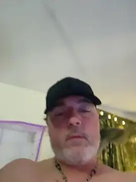 Hotredheadandtoungelasher online show from 12-14-24, 10:02