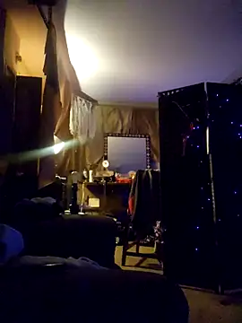 Hotredheadandtoungelasher online show from 10-20-25, 05:08