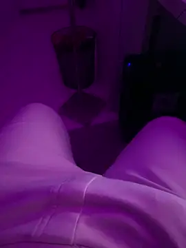 Luishorny19 online show from 01-04-25, 11:38