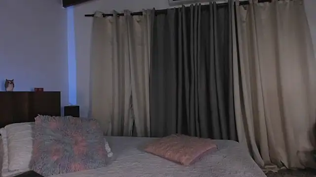 SaraVergara online show from 03-07-25, 08:33