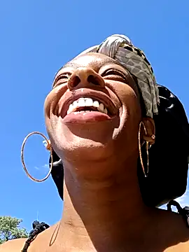 Snapshot of Jasmine_FullsShine chatting on 03-17-25, 08:30 Jasmine FullsShine online show from 03-17-25, 08:30