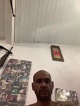 raphadoors19 online show from 10-29-25, 02:47