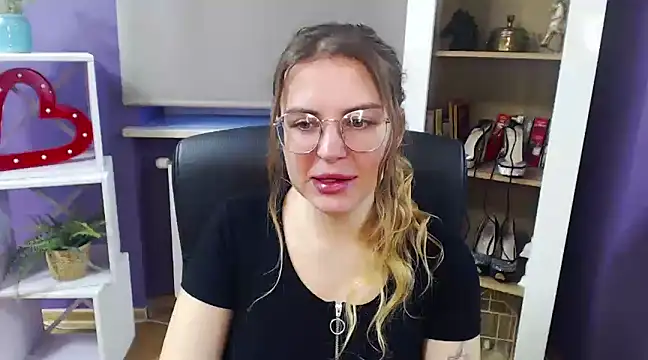 Zoey Erotic online show from 12-23-24, 07:17