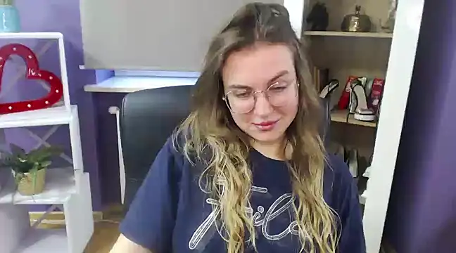 Zoey Erotic online show from 12-31-24, 09:31